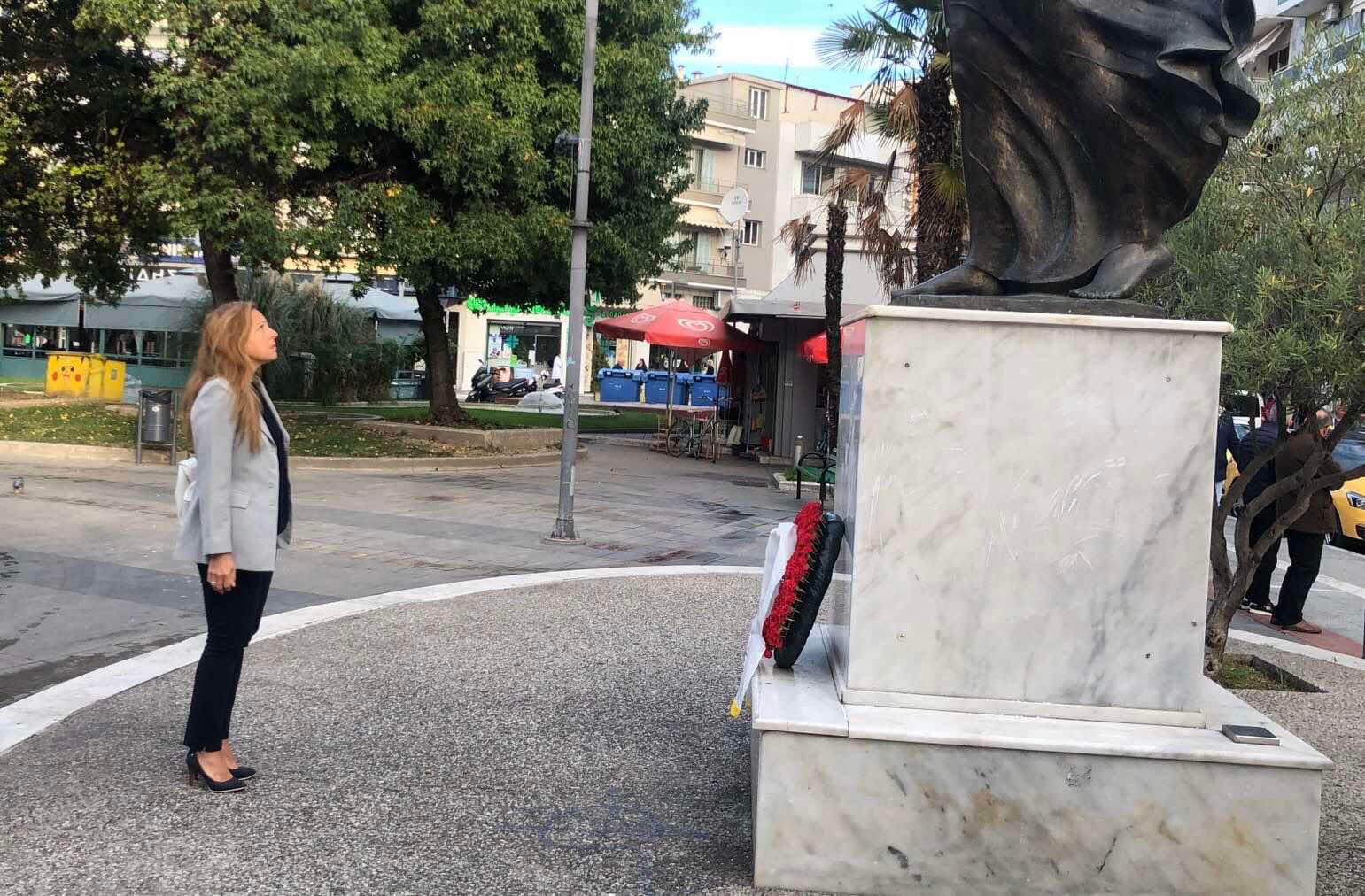 Το Εργατικό Κέντρο Κατερίνης απέδωσε φόρο τιμής για τα 50 χρόνια από τη μεγάλη εξέγερση του Πολυτεχνείου.